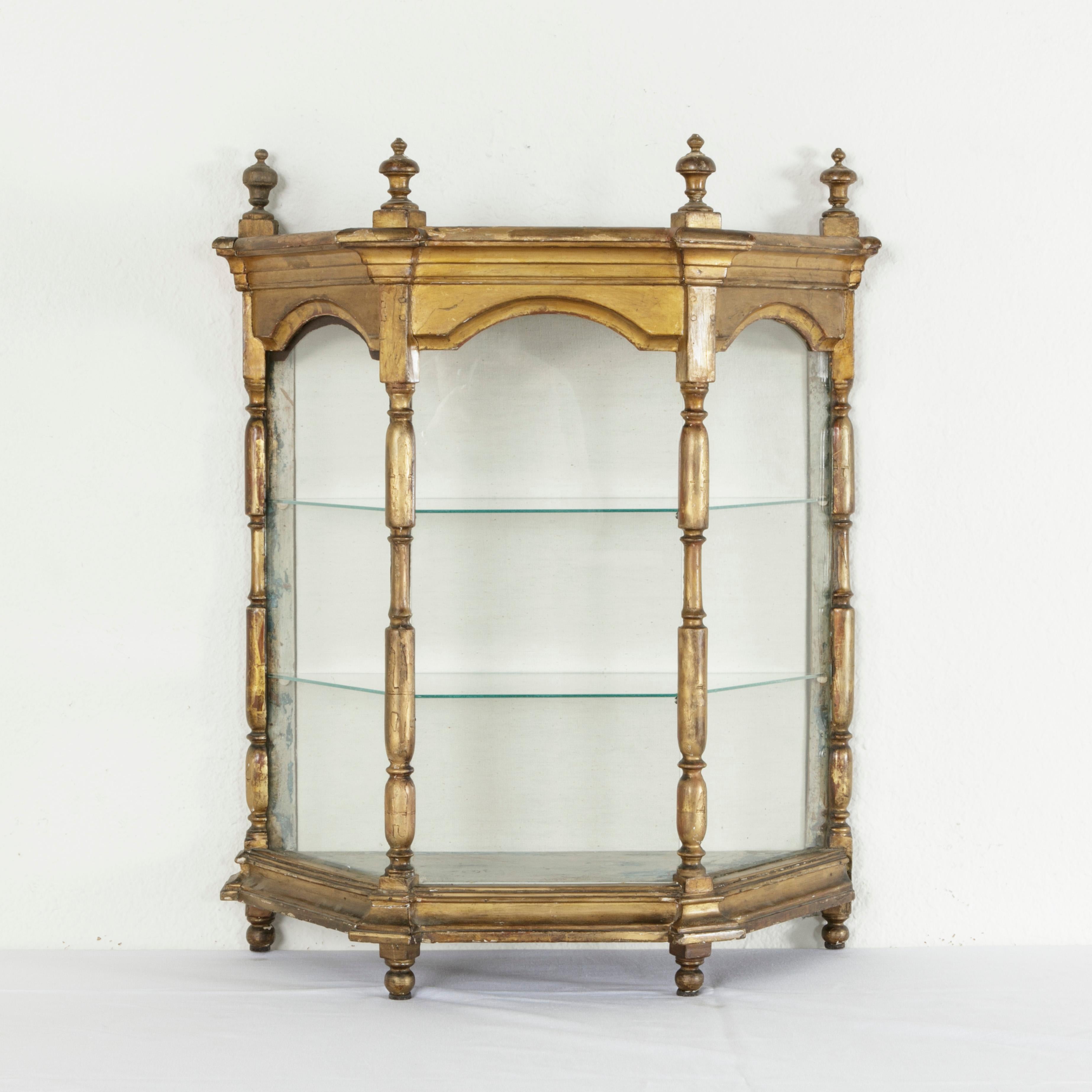 19th Century French Giltwood Tabletop Vitrine, Niche or Display Case 2