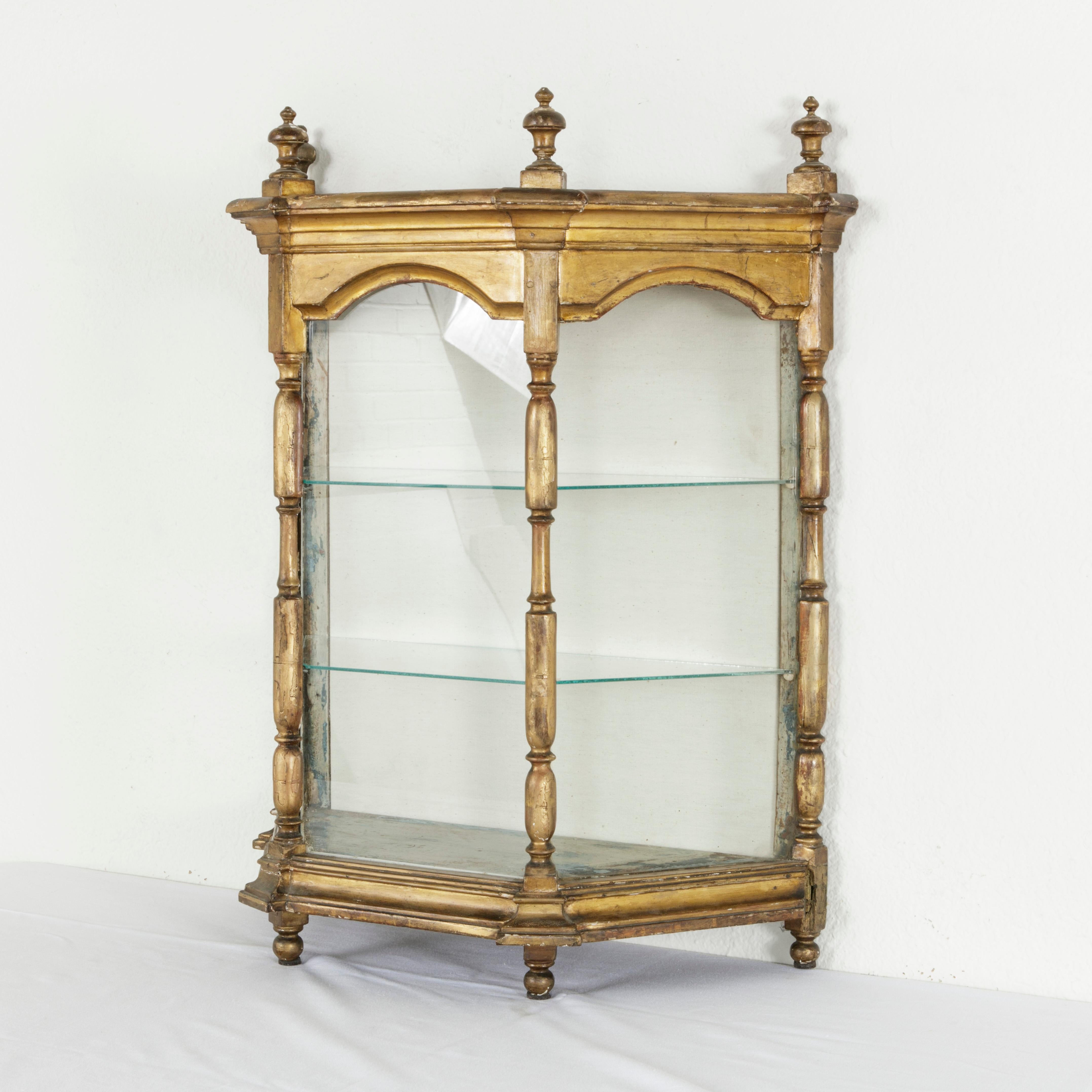 19th Century French Giltwood Tabletop Vitrine, Niche or Display Case 3