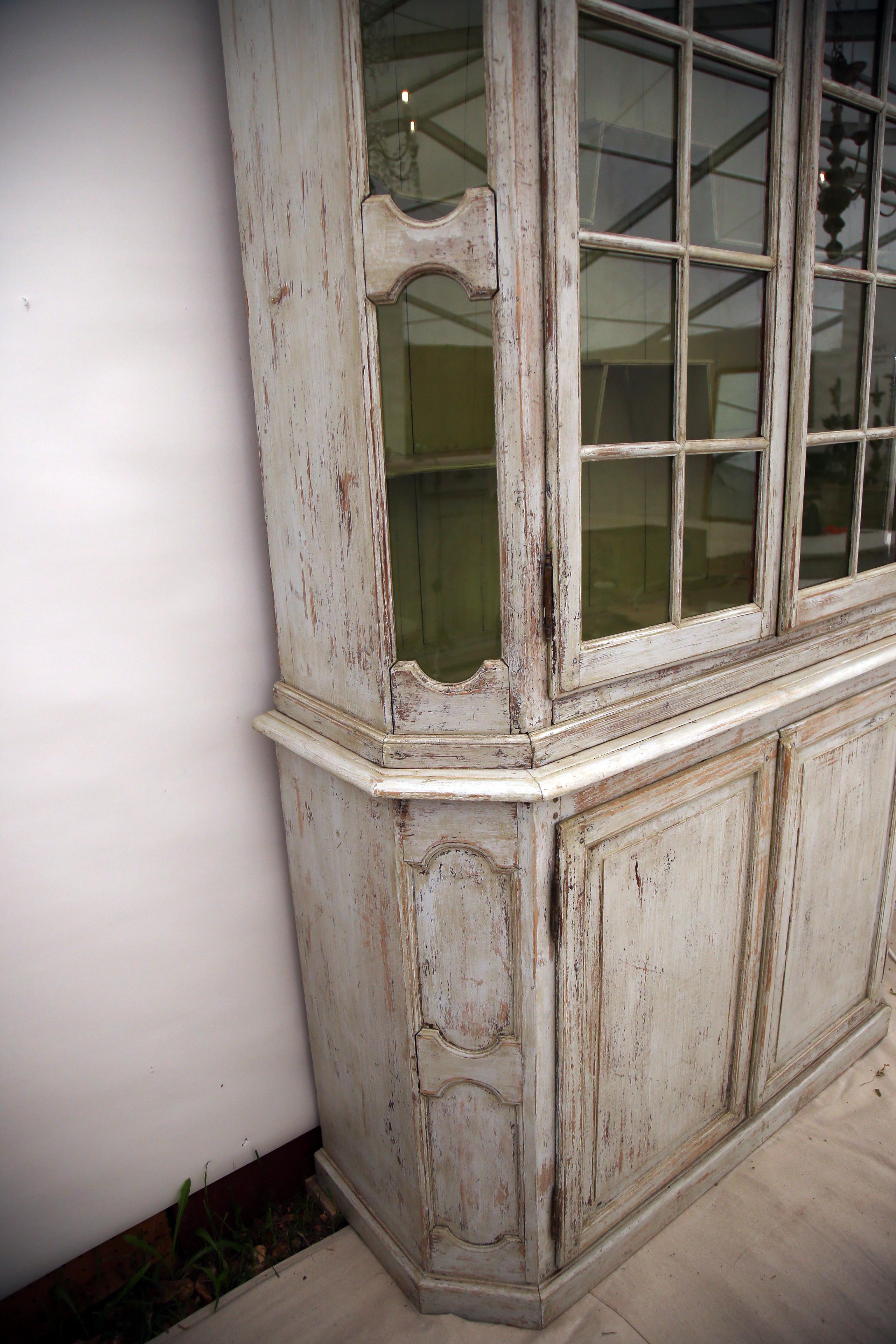 19th Century French Glass 2 Door Cabinet In Good Condition For Sale In San Angelo, TX