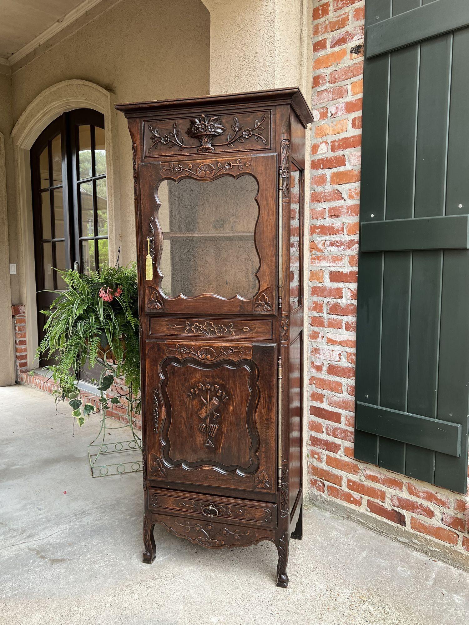 19th Century French Glass Vitrine Display Cabinet Carved Louis XV Music Motif 7