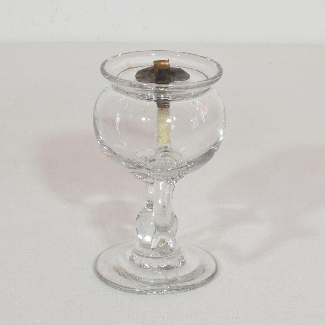 19th Century French Glass Weavers Oil Lamp In Good Condition In Buisson, FR