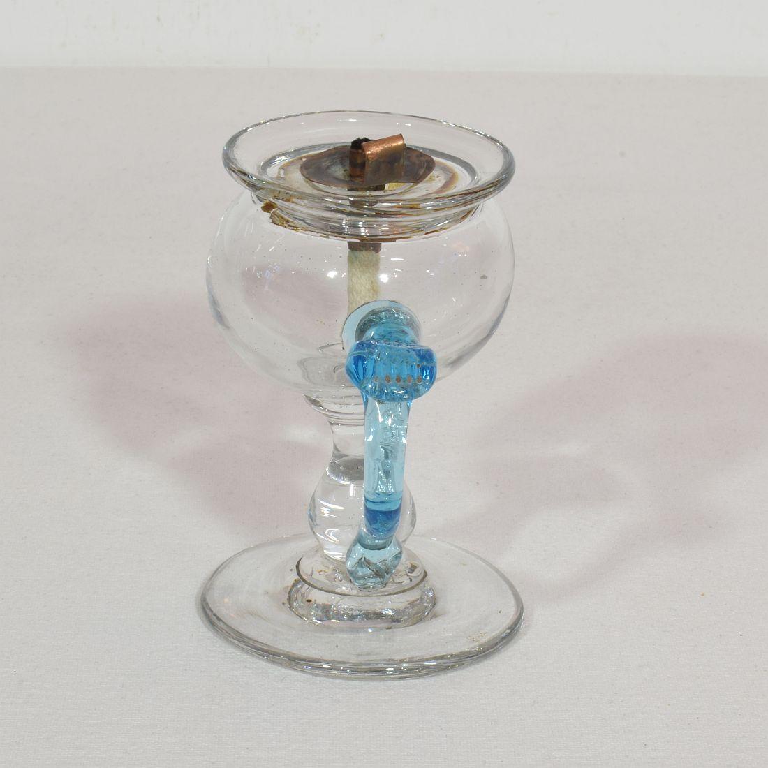 19th Century French Glass Weavers Oil Lamp In Good Condition For Sale In Buisson, FR