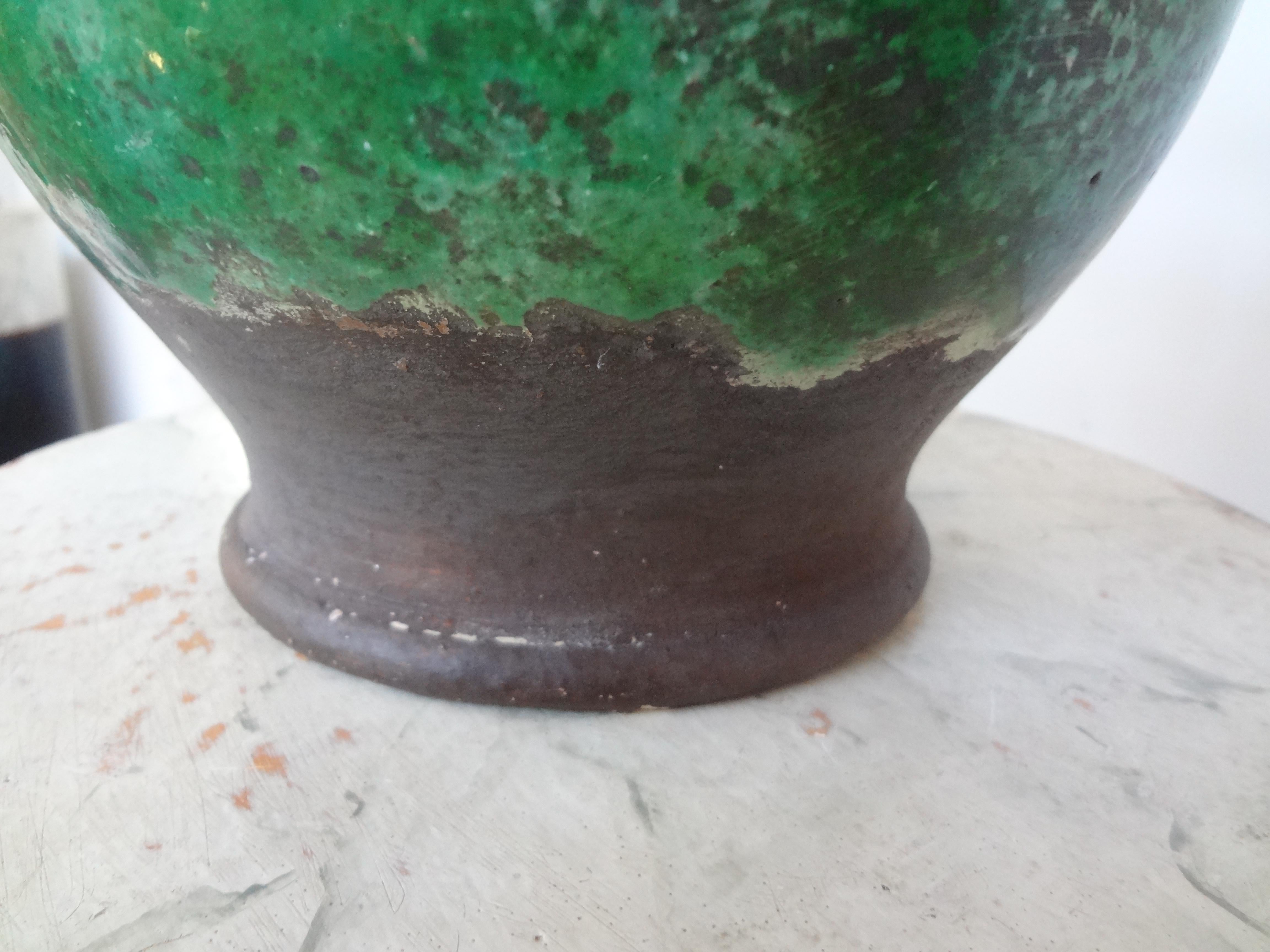 XIXe siècle vase ou pichet en terre cuite émaillée français du 19e siècle en vente