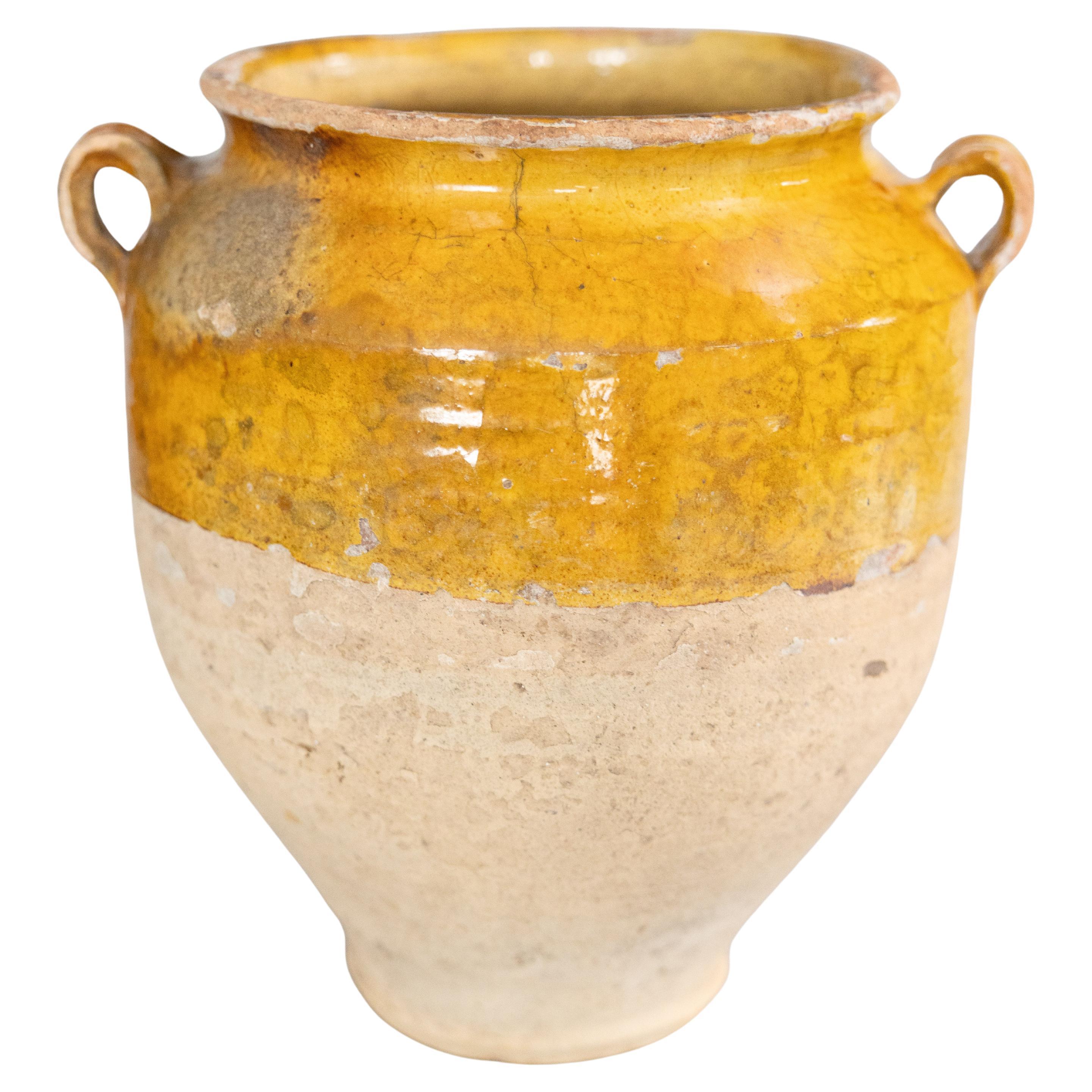 19th Century French Glazed Yellow Confit Pot en vente