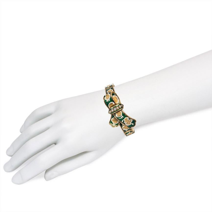 19th Century French Gold and Enamel Buckle Motif Bracelet with Pearl Accents In Good Condition In New York, NY