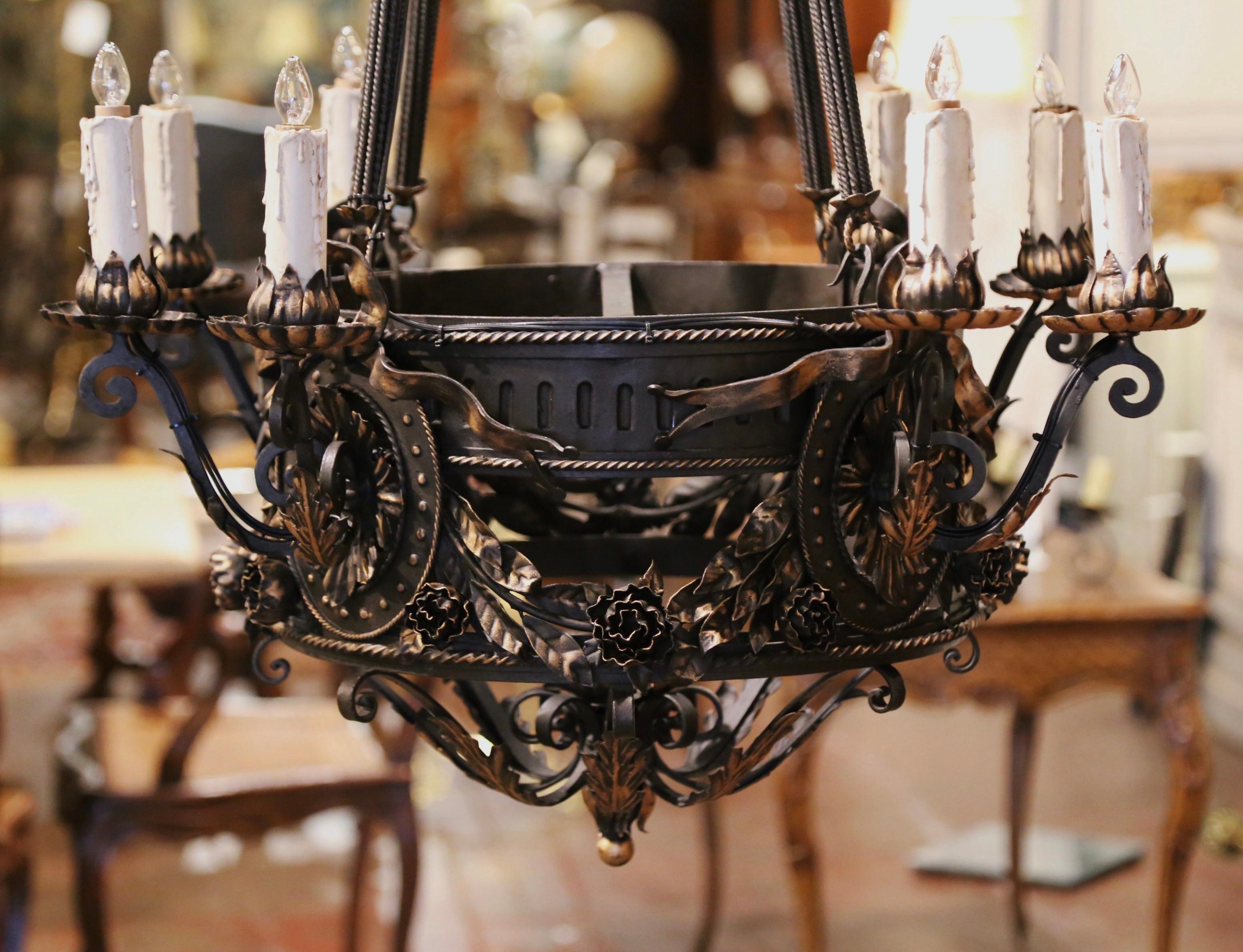 19th Century French Gothic Black Wrought Iron Eight-Light Chandelier 2