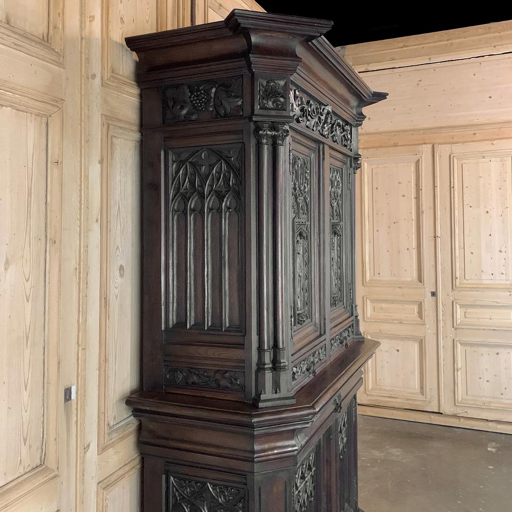 19th Century French Gothic Buffet a Deux Corps, Cabinet In Good Condition In Dallas, TX
