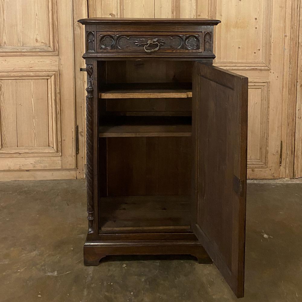 19th Century French Gothic Cabinet, Bonnetiere For Sale 2