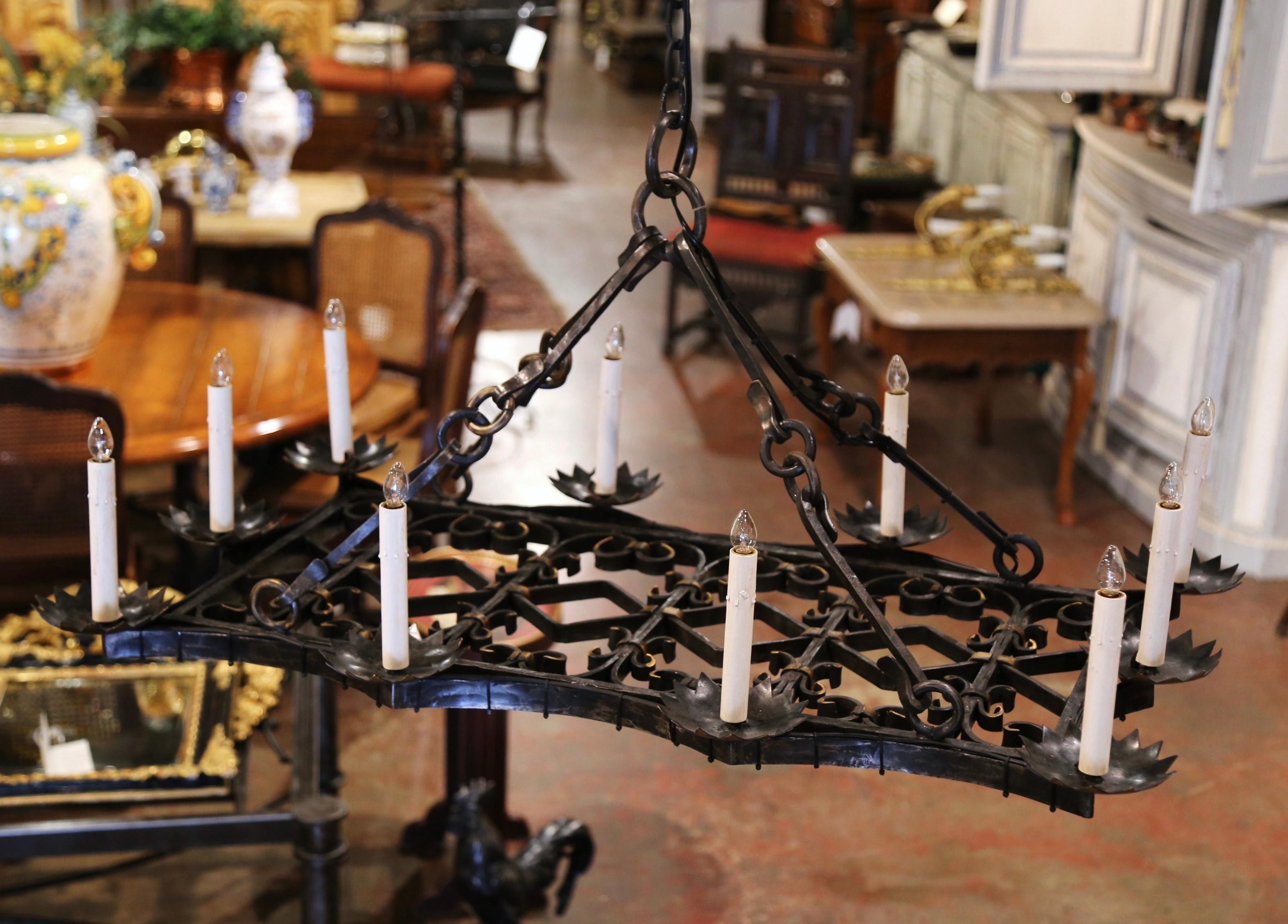19th Century French Gothic Forged Iron Flat Bottom Ten-Light Chandelier 1