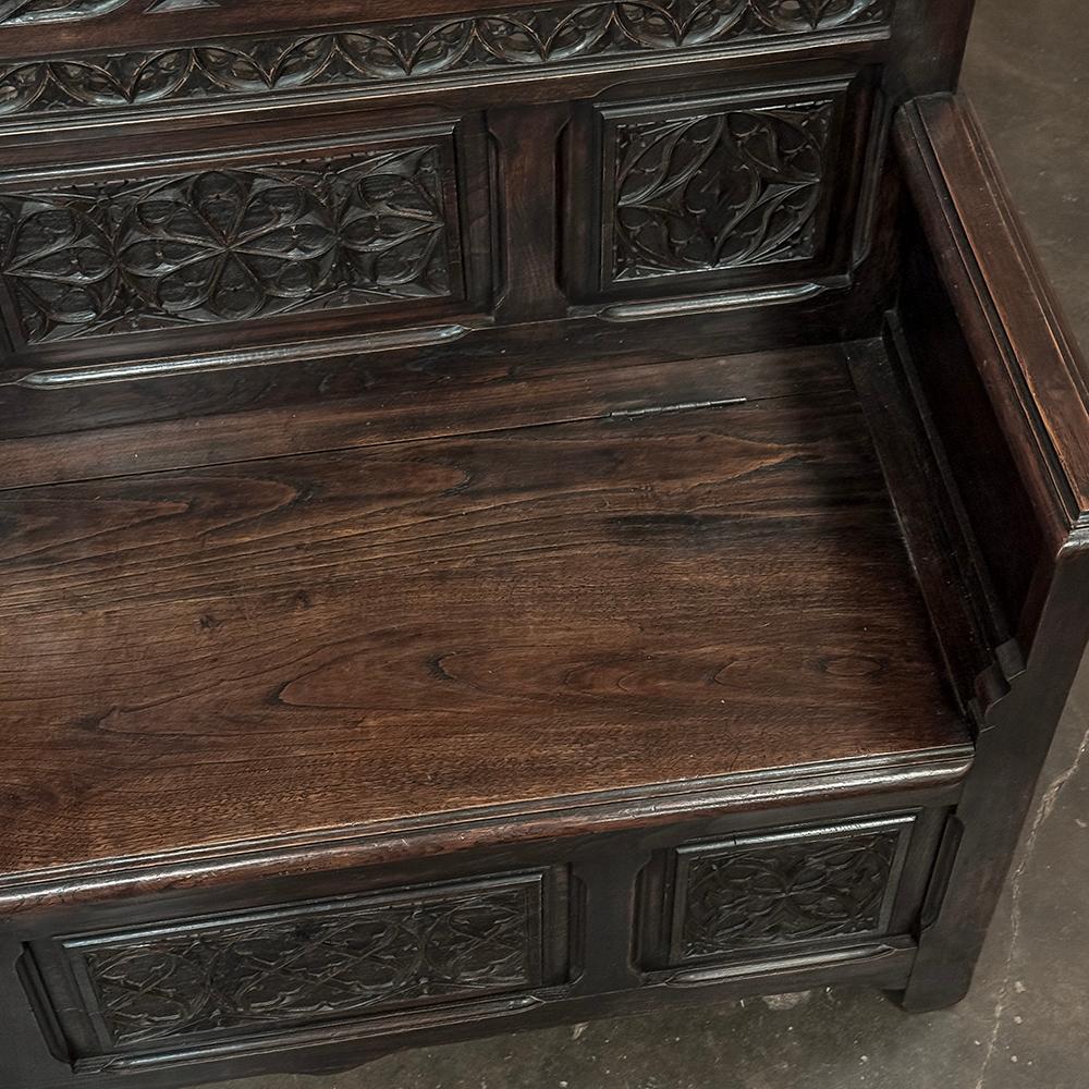 19th Century French Gothic Hall Bench en vente 6