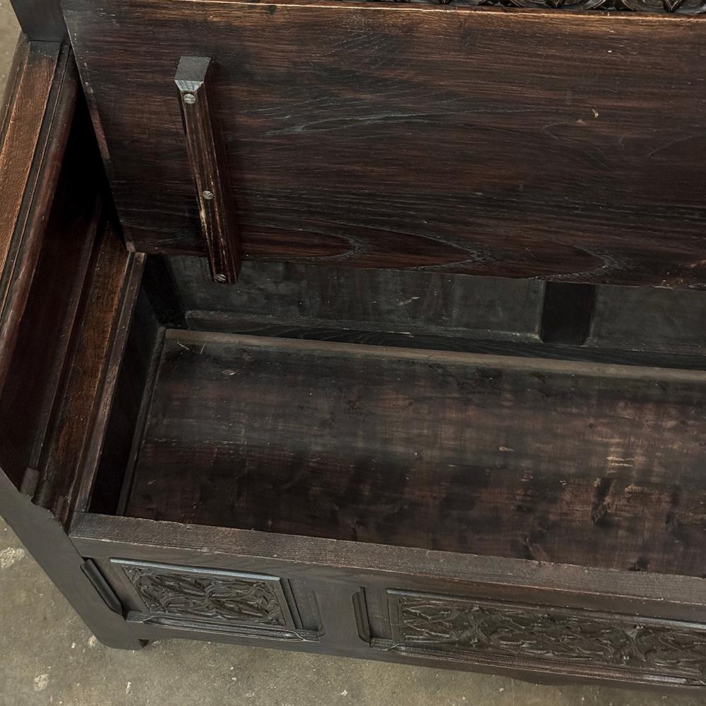 19th Century French Gothic Hall Bench en vente 7