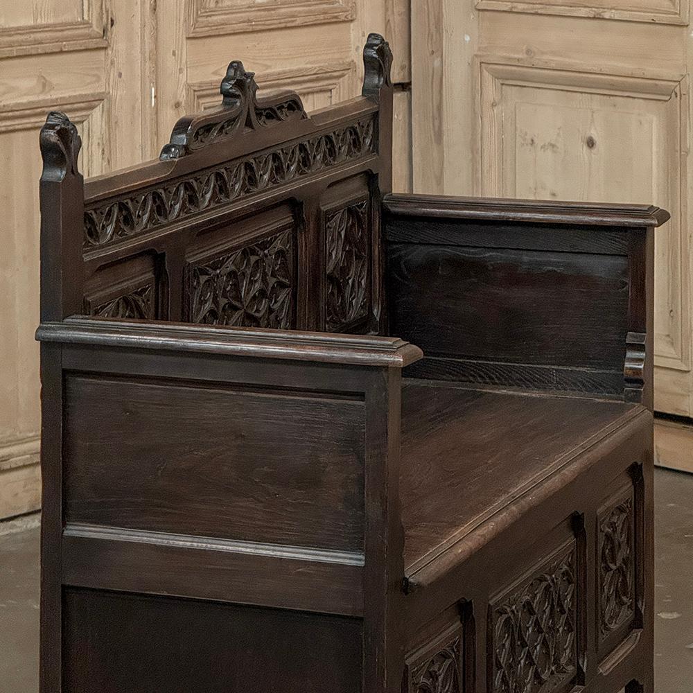 19th Century French Gothic Hall Bench en vente 1