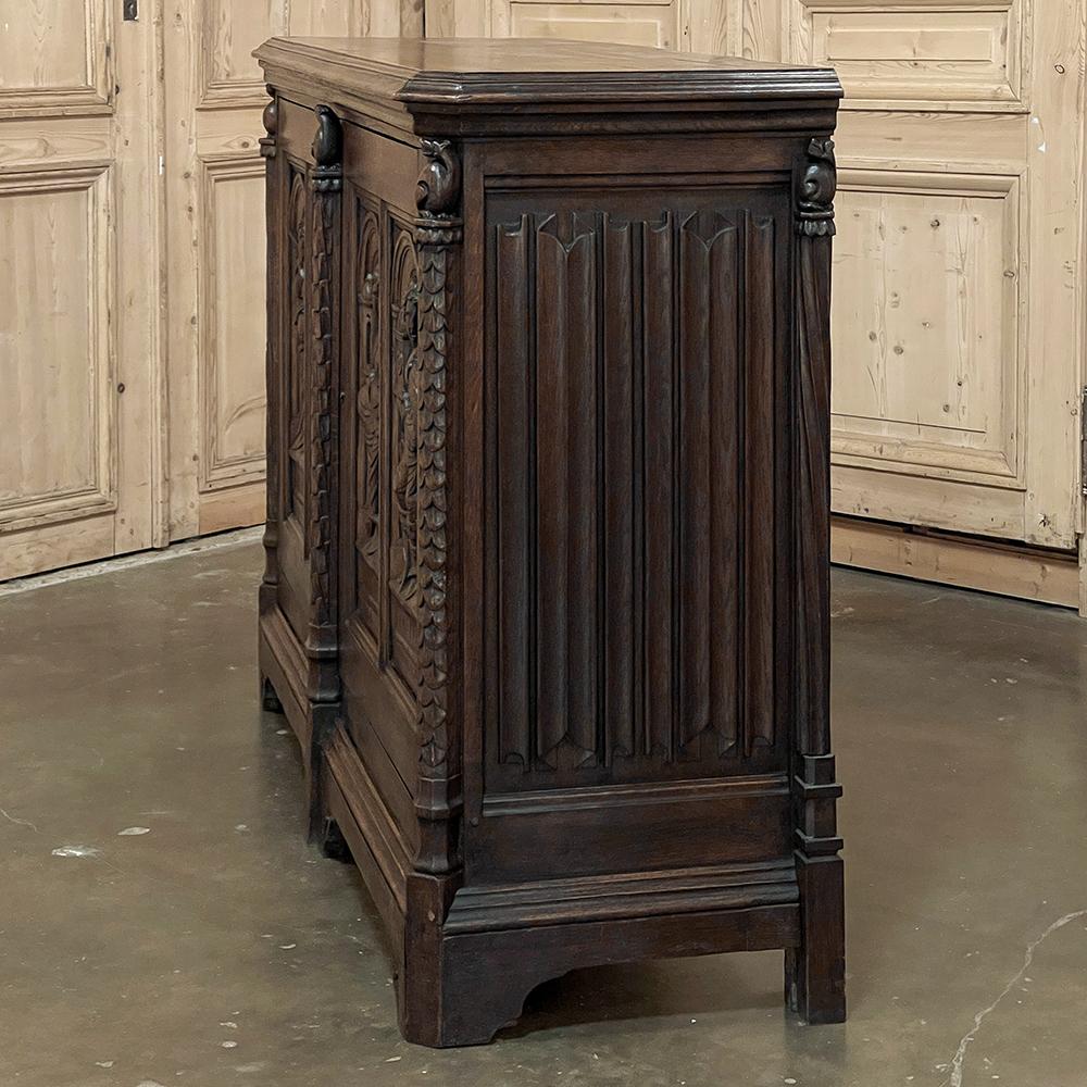 19th Century French Gothic Oak Buffet For Sale 9