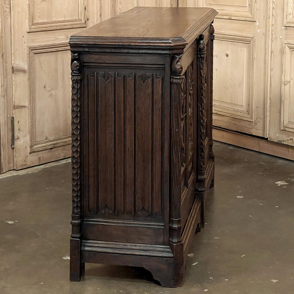 19th Century French Gothic Oak Buffet For Sale 10