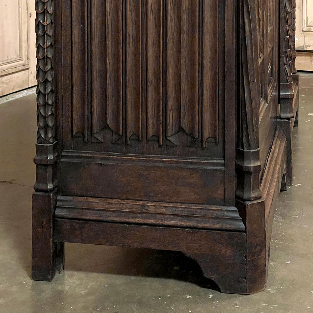 19th Century French Gothic Oak Buffet For Sale 12