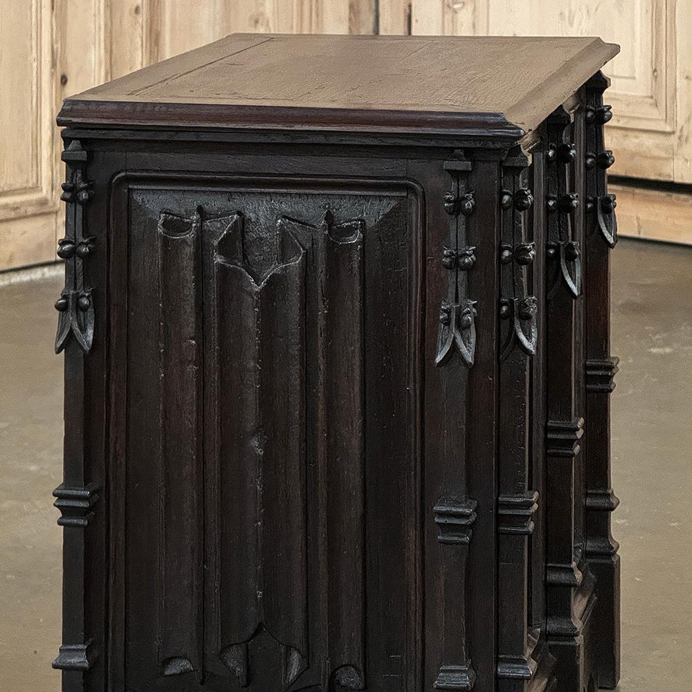 19th Century French Gothic Petite Trunk ~ Blanket Chest  For Sale 10