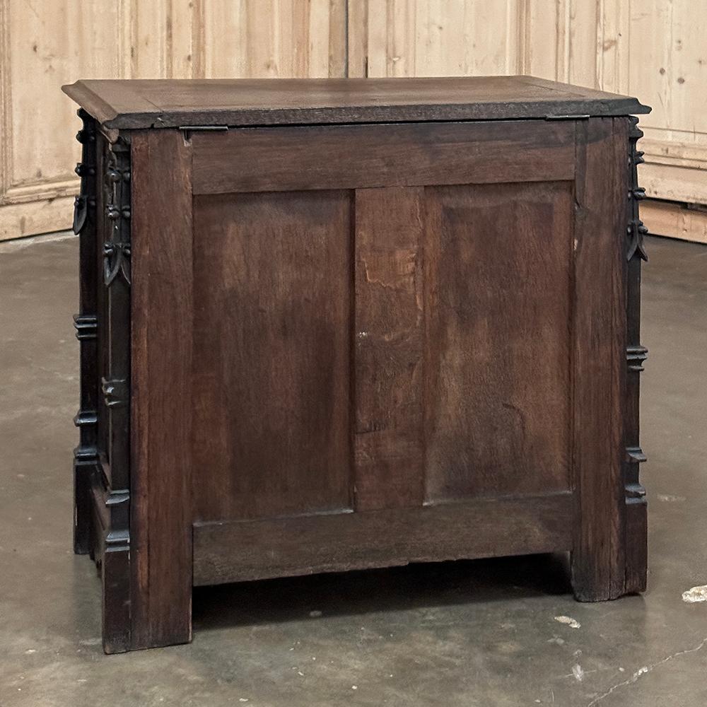 19th Century French Gothic Petite Trunk ~ Blanket Chest  For Sale 15
