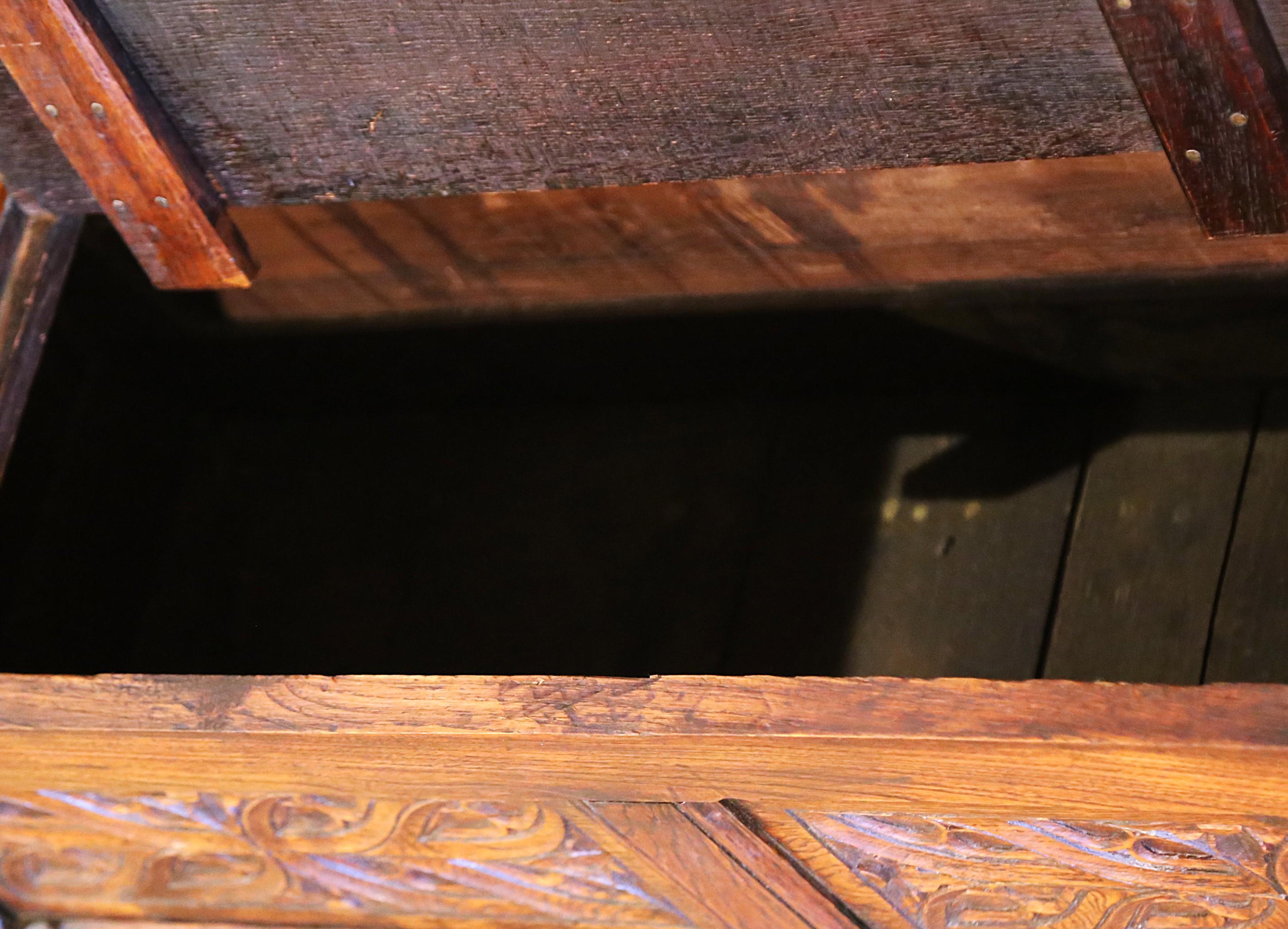 19th Century French Gothic Revival Carved Oak Hall Bench with Trapdoor 8