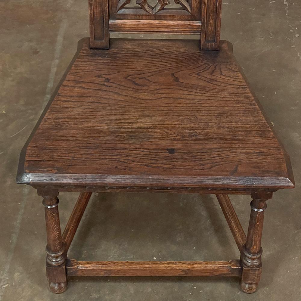 Französischer Gotik-Stuhl des 19. Jahrhunderts im Angebot 4