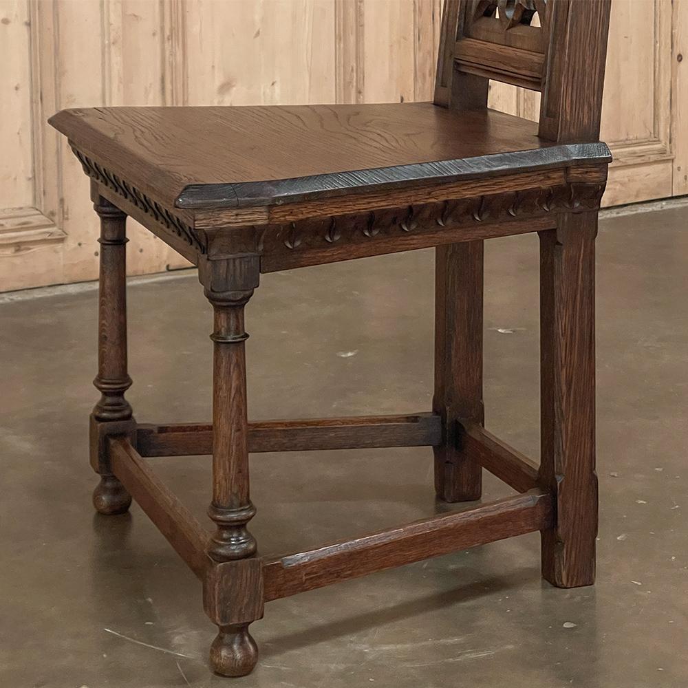 Französischer Gotik-Stuhl des 19. Jahrhunderts im Angebot 7