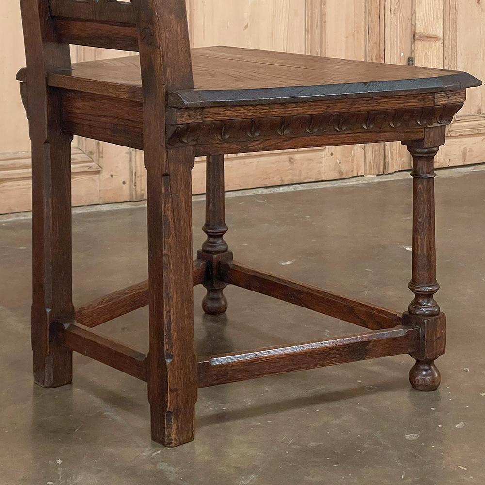 Chaise néo-gothique française du XIXe siècle en vente 10
