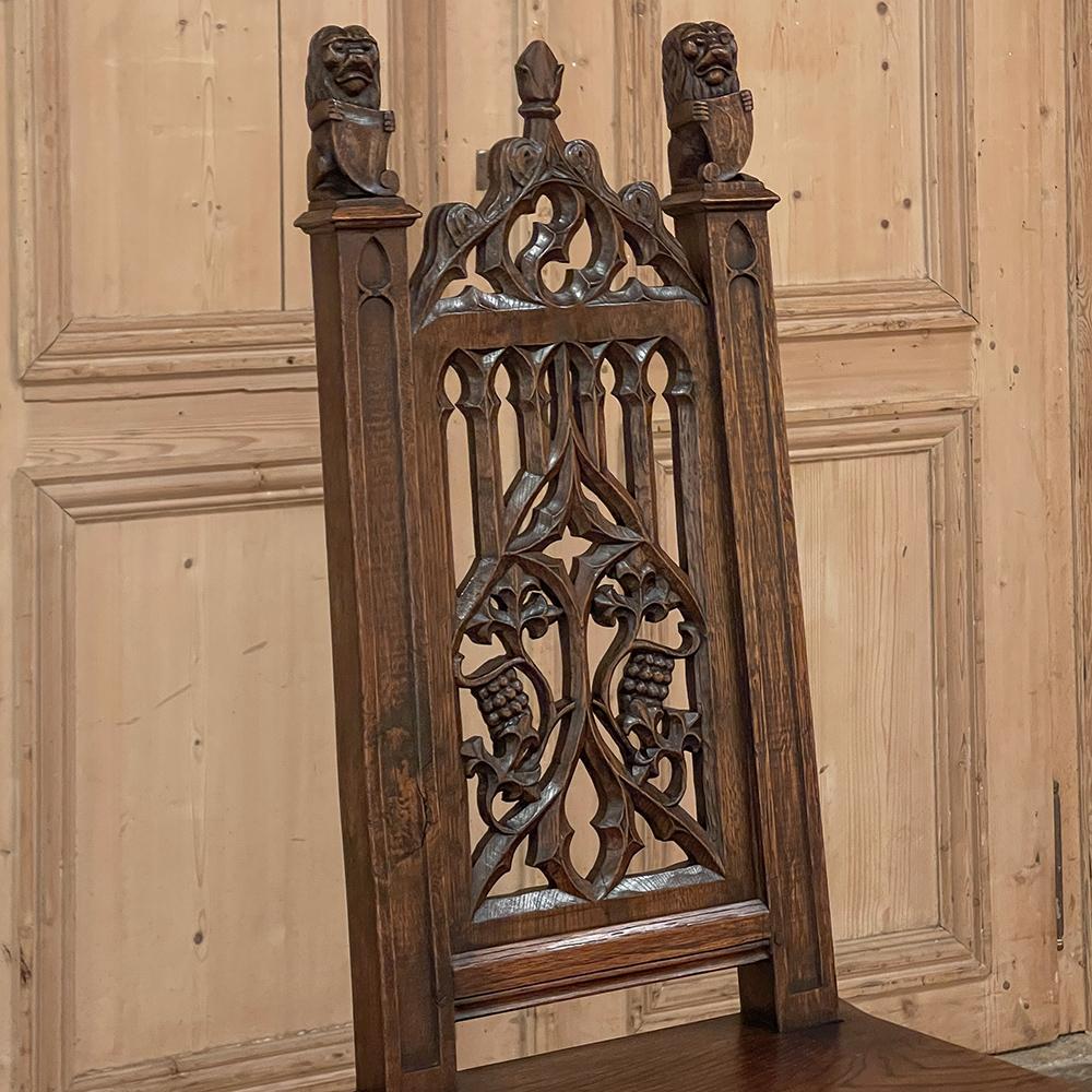 Französischer Gotik-Stuhl des 19. Jahrhunderts im Zustand „Gut“ im Angebot in Dallas, TX