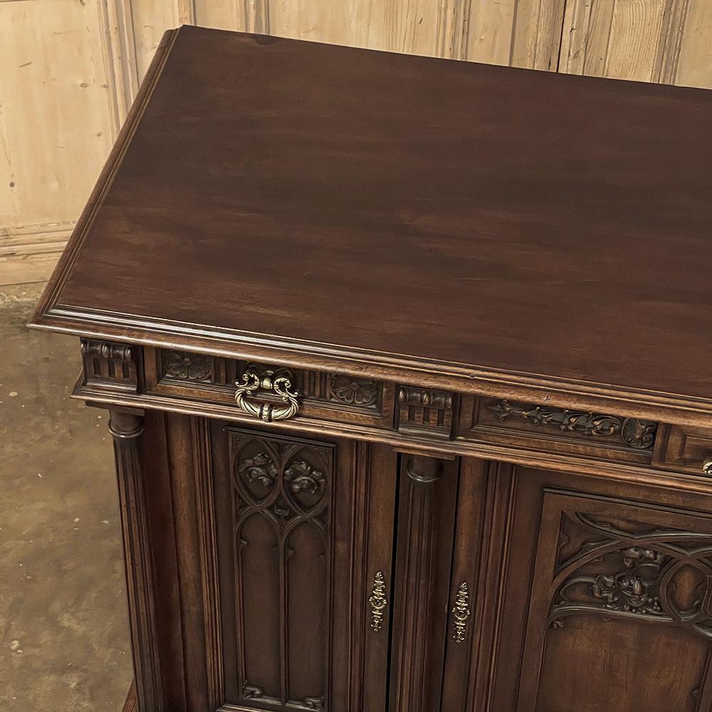 19th Century French Gothic Walnut Buffet For Sale 7