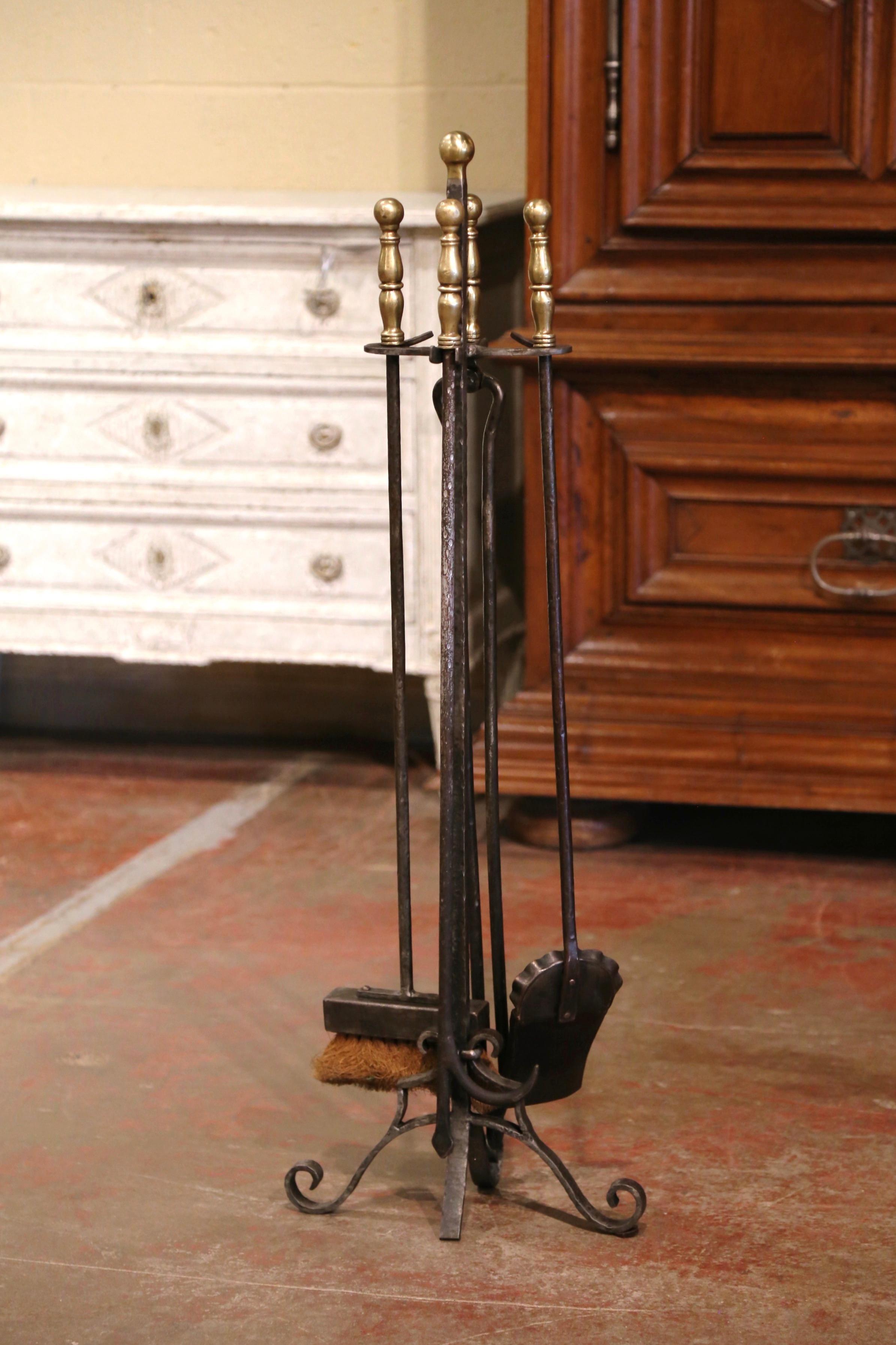 19th Century French Gothic Wrought Iron Fireplace Tool Set with Bronze Handles For Sale 6