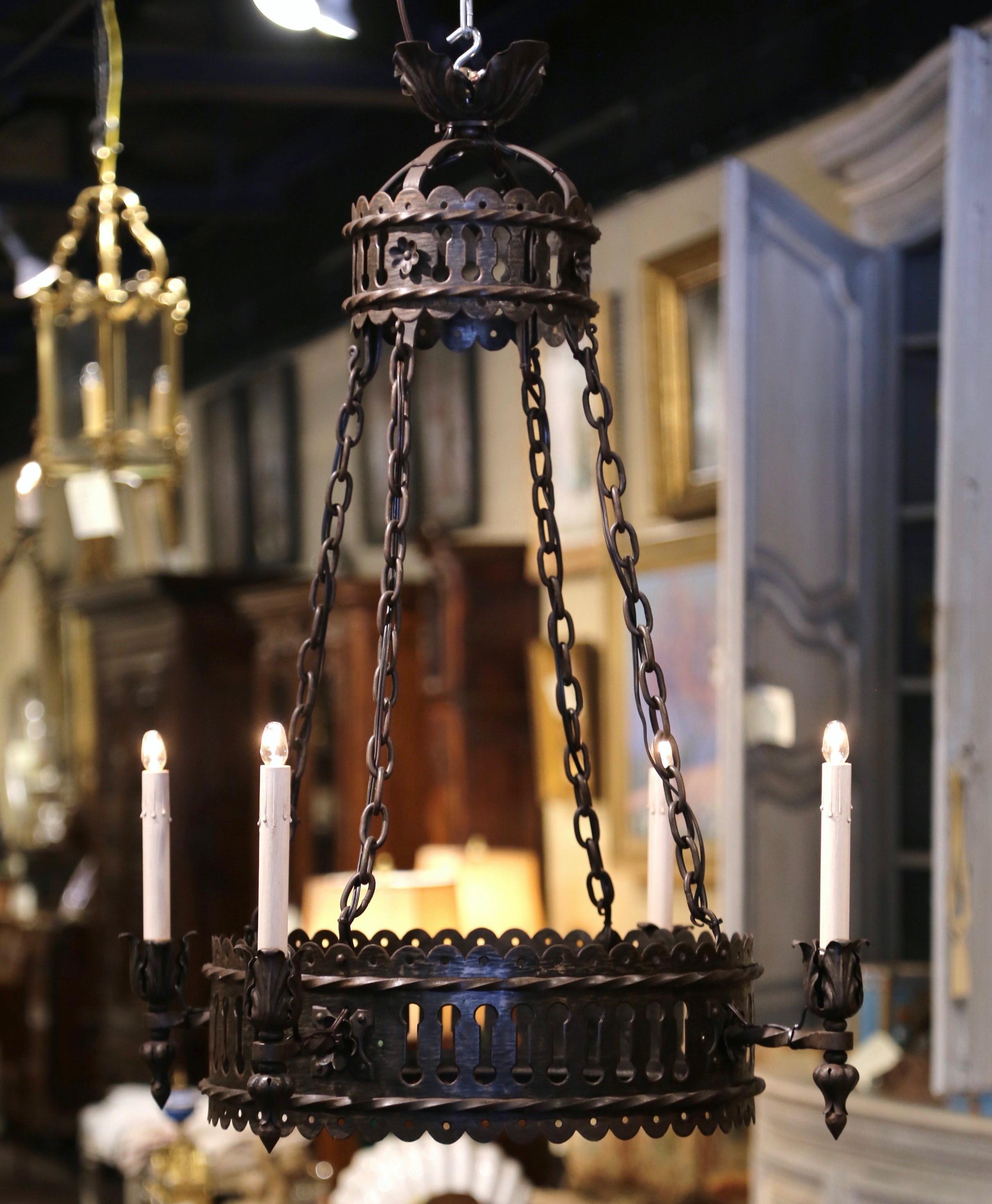 19th Century French Gothic Wrought Iron Four-Light Round Chandelier In Excellent Condition In Dallas, TX