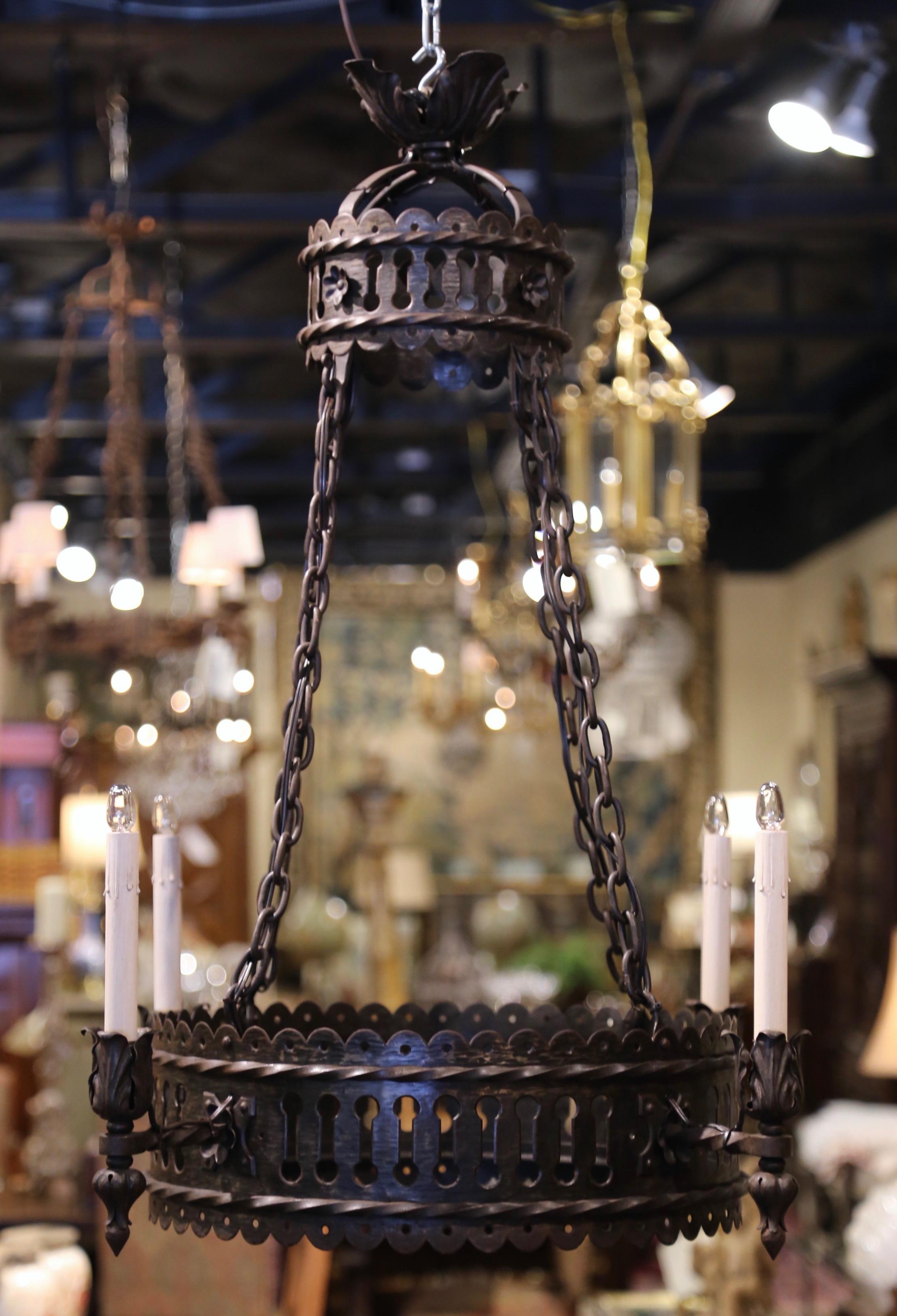 19th Century French Gothic Wrought Iron Four-Light Round Chandelier 2