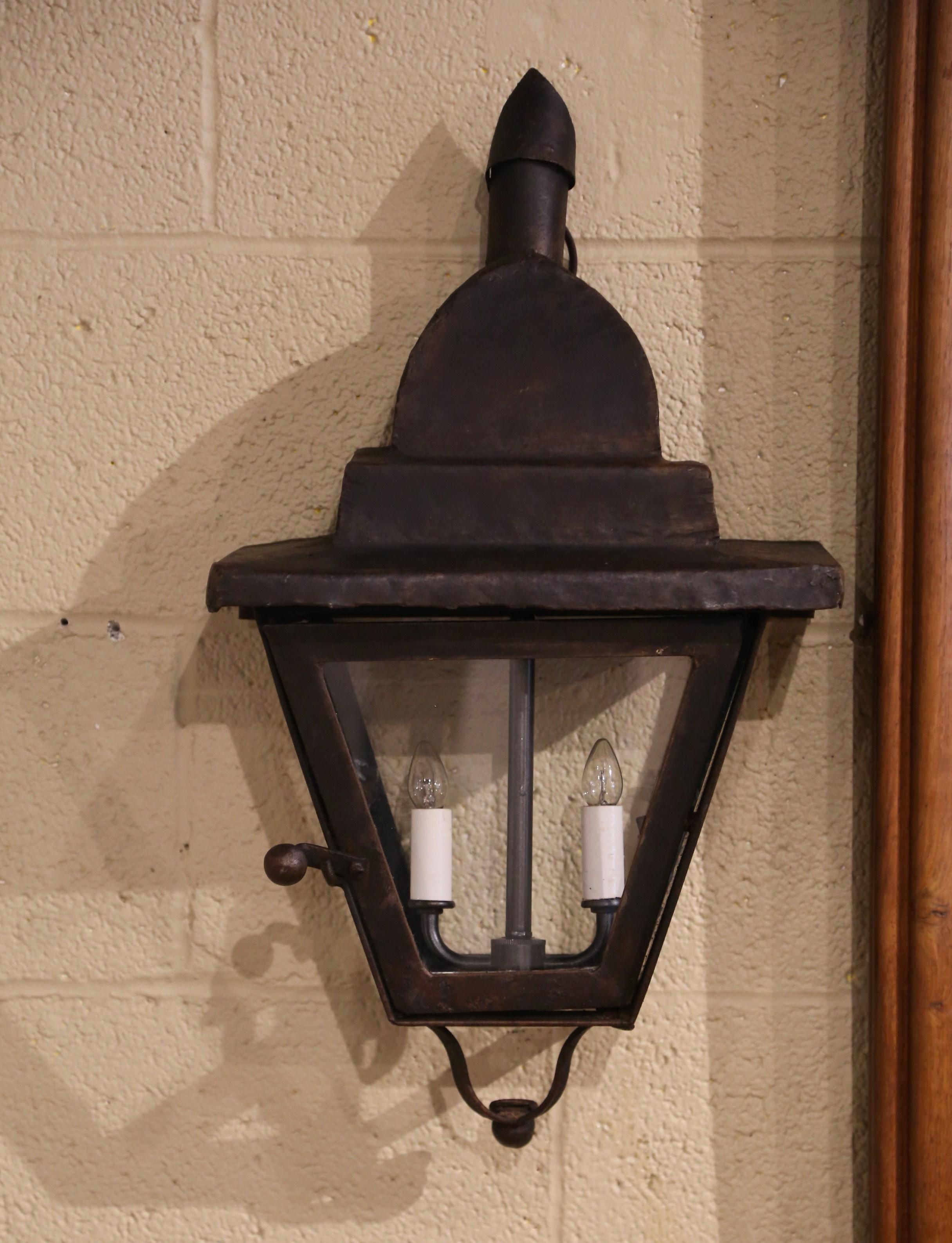  19th Century French Gothic Wrought Iron Two-Light Lanterns Sconces, Set of 4 In Excellent Condition For Sale In Dallas, TX