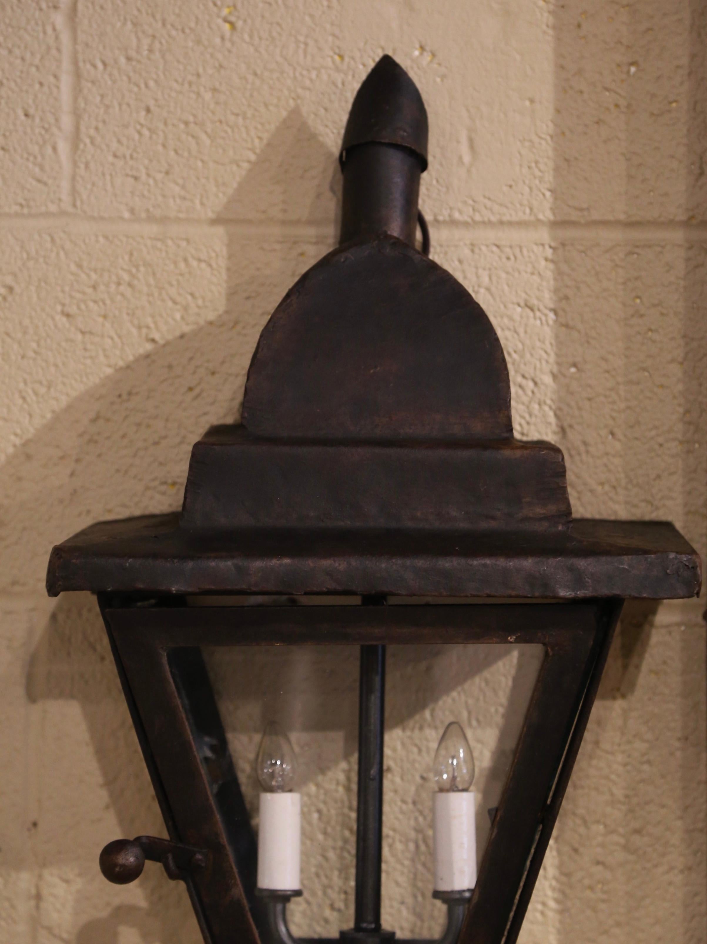  19th Century French Gothic Wrought Iron Two-Light Lanterns Sconces, Set of 4 For Sale 4