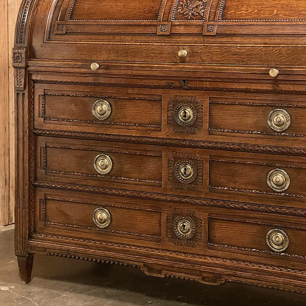 19th Century French Grand Louis XVI Cylinder Desk For Sale 12