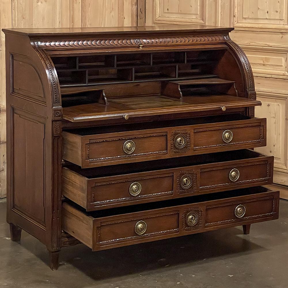 19th Century French Grand Louis XVI Cylinder Desk For Sale 3