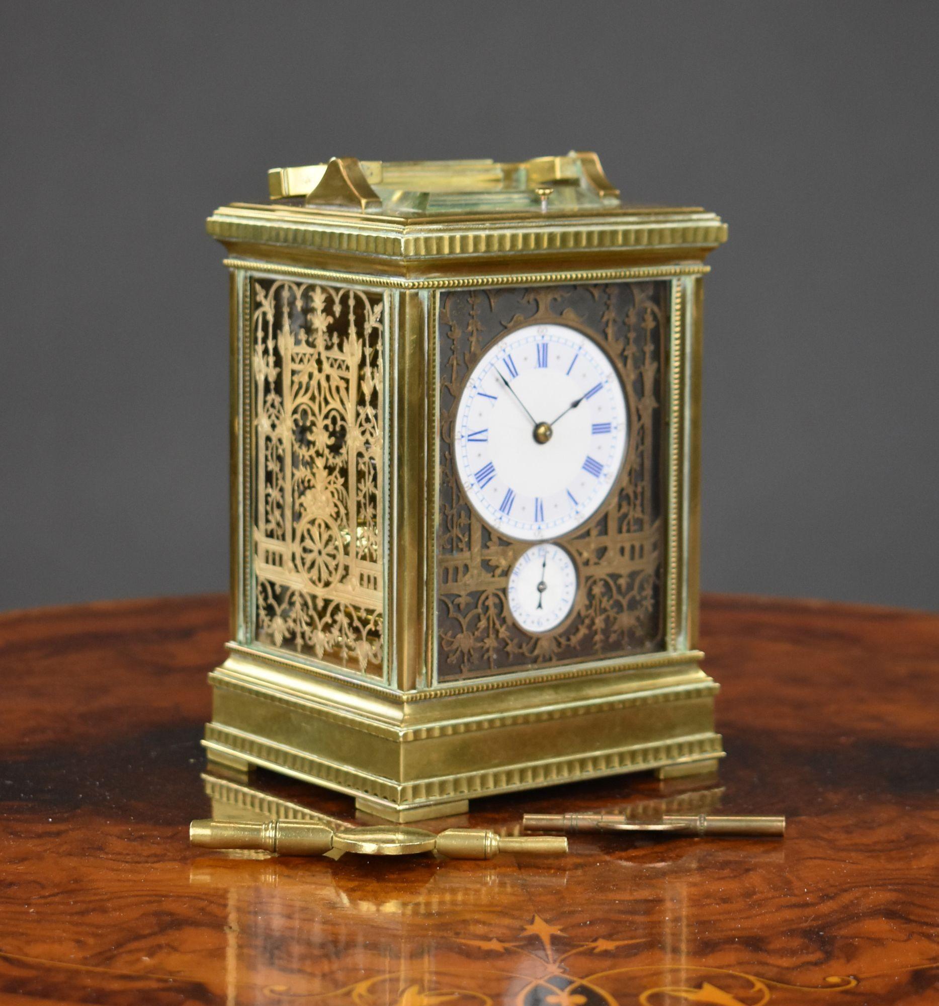 For sale is a good quality 19th century French Grande-Sonnerie Carriage clock retailed by Hunt & Roskell, London. The clock is in very good condition remaining in full working order. It comes complete with its original carrying case and extensive