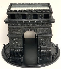 Maqueta de hierro del Arco del Triunfo del Grand Tour francés del siglo XIX