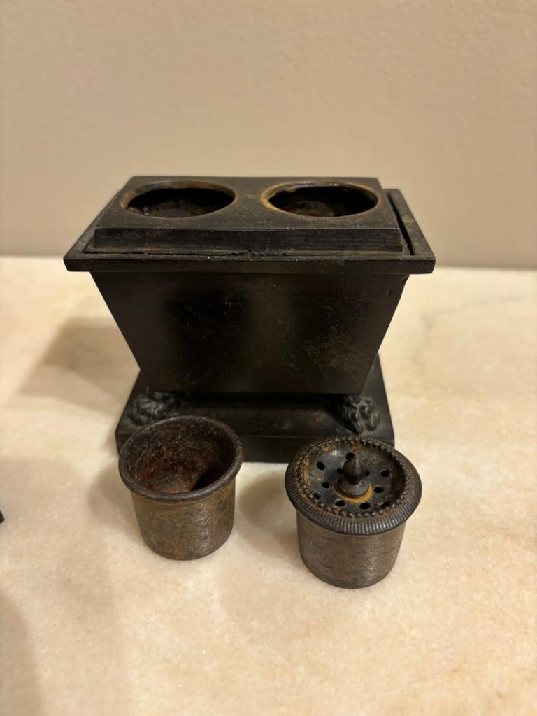 19th Century French Grand Tour Patinated Iron Napoleon’s Tomb Inkwell For Sale 8