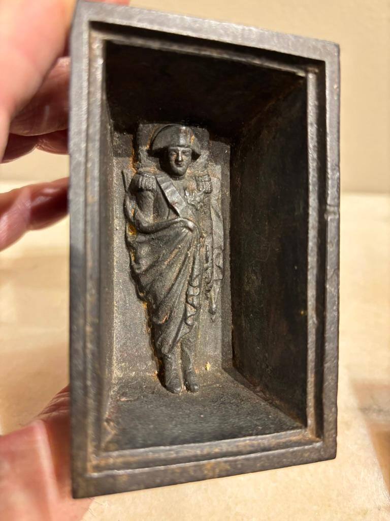 19th Century French Grand Tour Patinated Iron Napoleon’s Tomb Inkwell For Sale 11