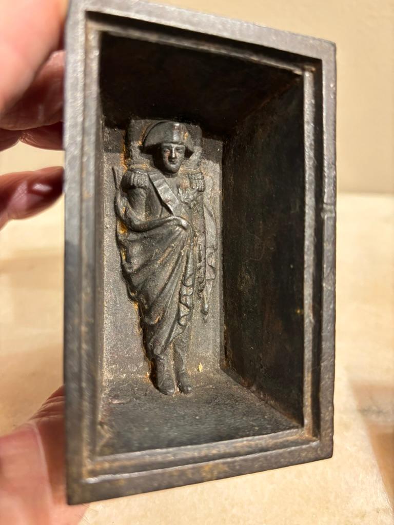 19th Century French Grand Tour Patinated Iron Napoleon’s Tomb Inkwell For Sale 12