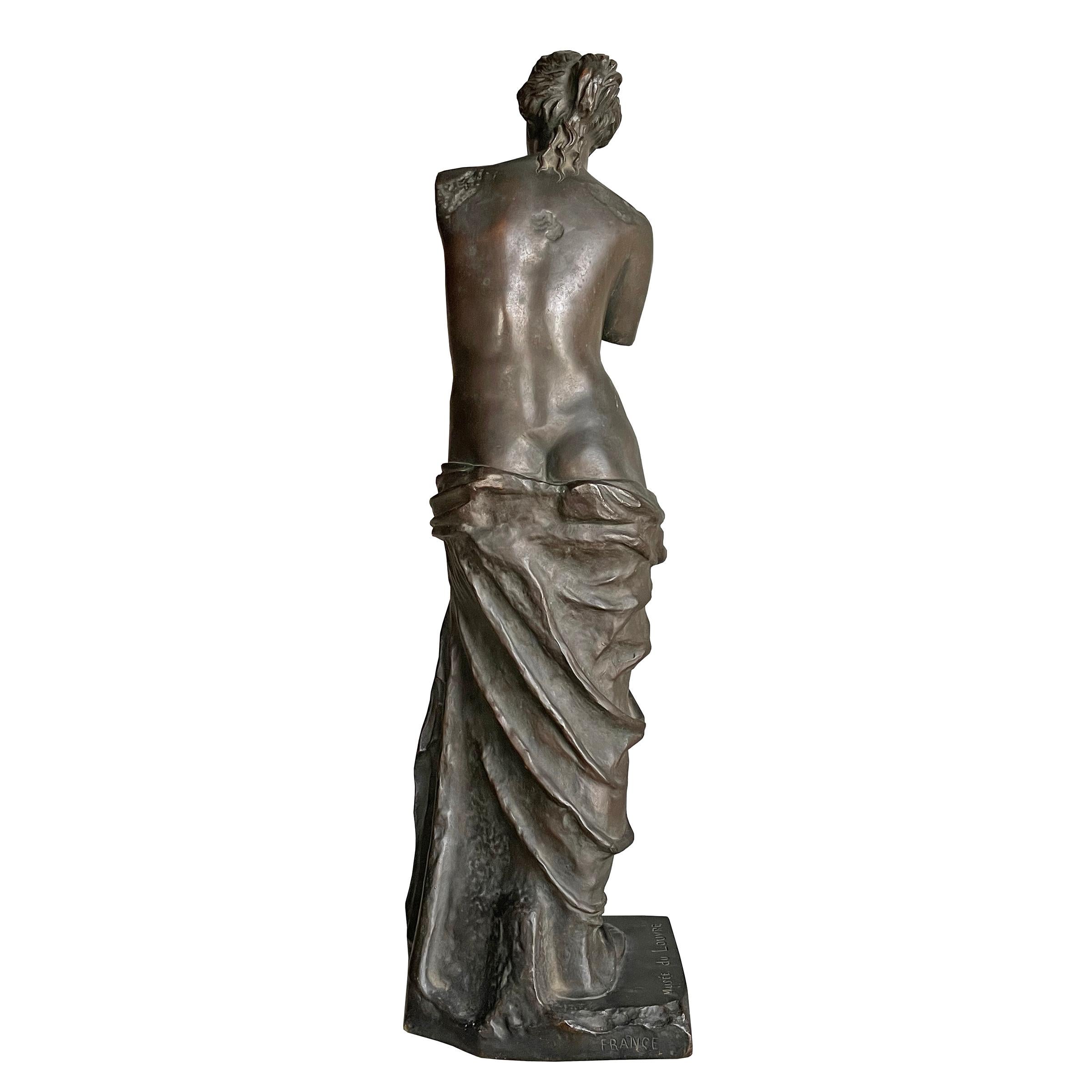 19th Century French Grand Tour Venus de Milo Bronze In Good Condition For Sale In Chicago, IL