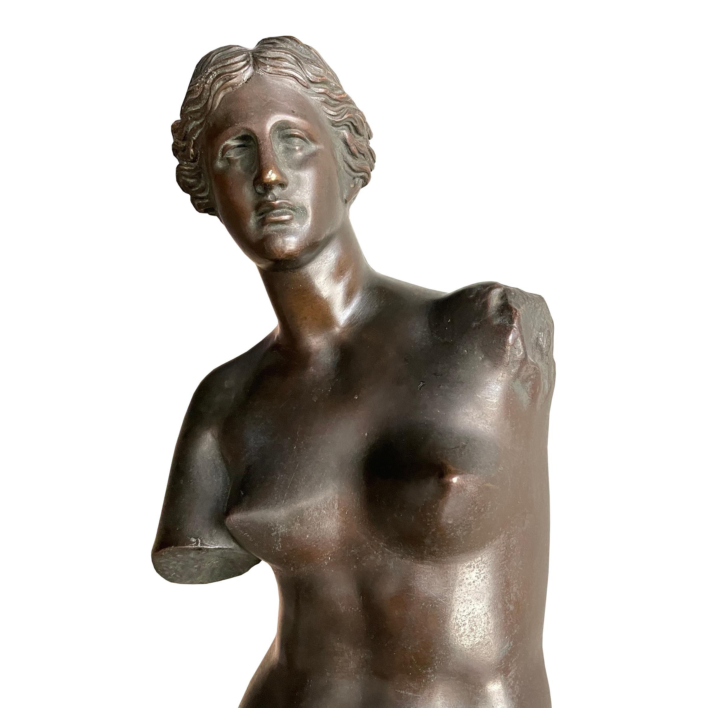 19th Century French Grand Tour Venus de Milo Bronze For Sale 2