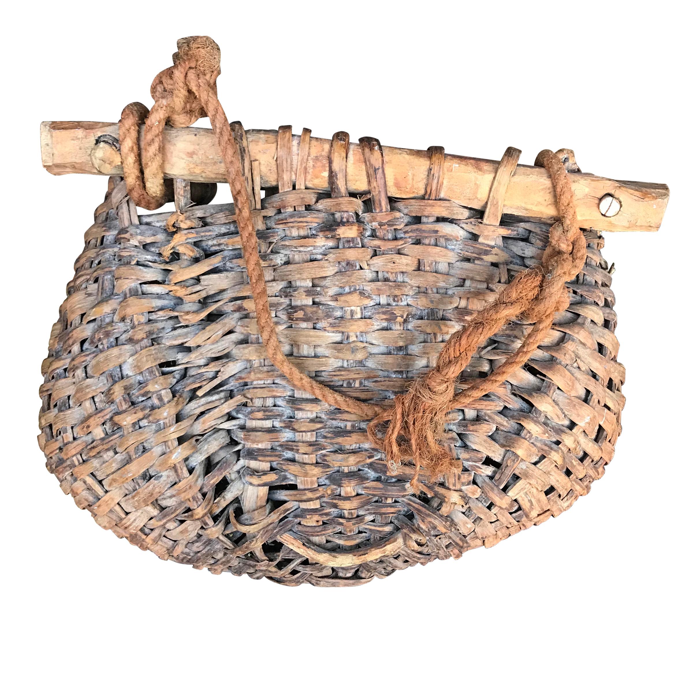 19th Century French Grape Gathering Basket In Fair Condition In Chicago, IL