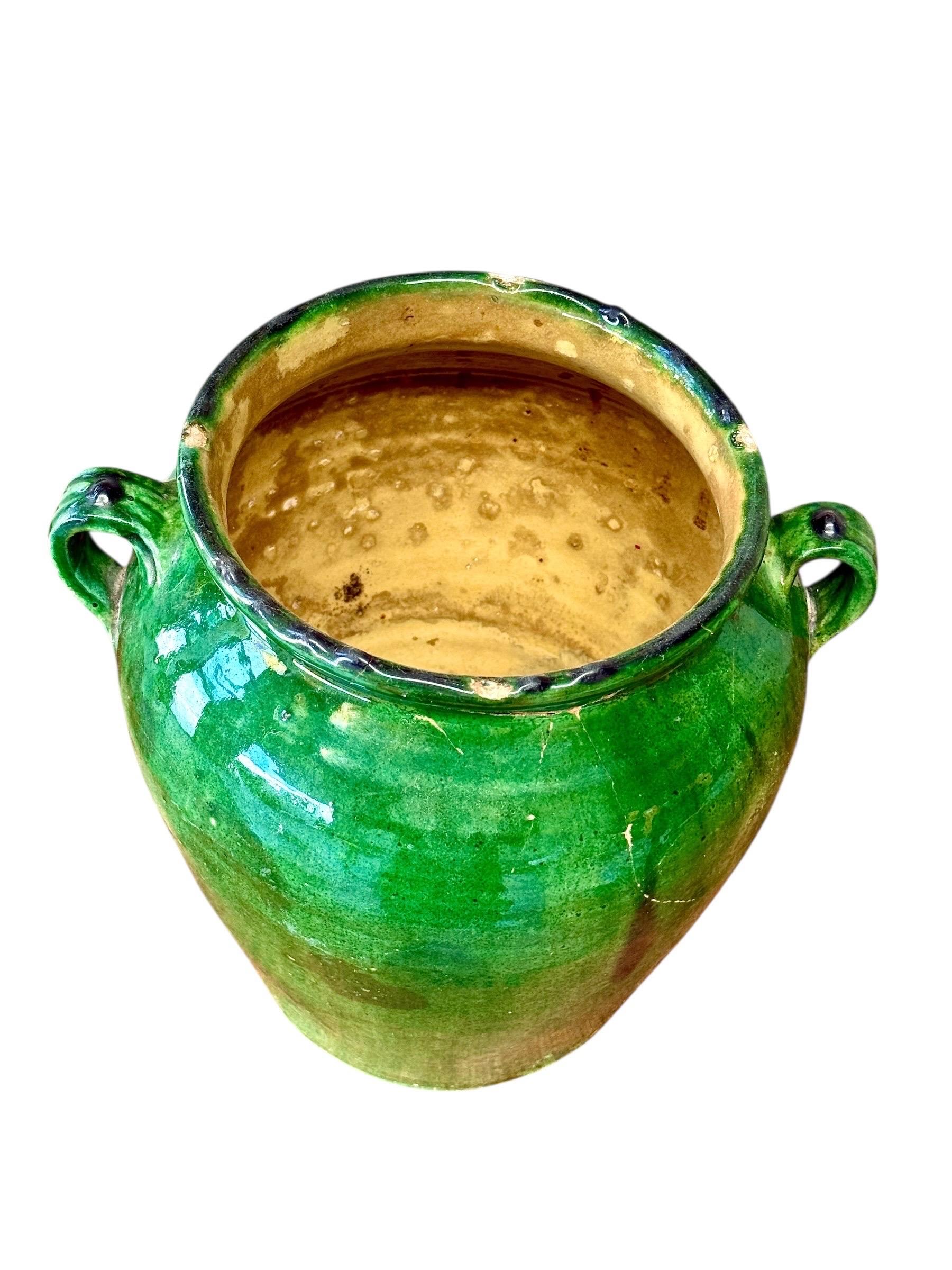 Olla confitada francesa esmaltada en verde del siglo XIX Glaseado en venta