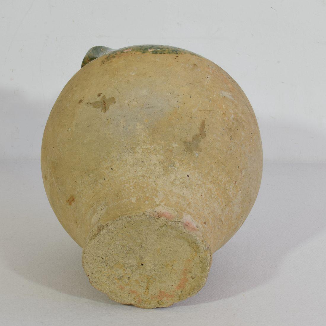 Pichet ou cruche à eau en faïence émaillée verte française du 19e siècle en vente 1