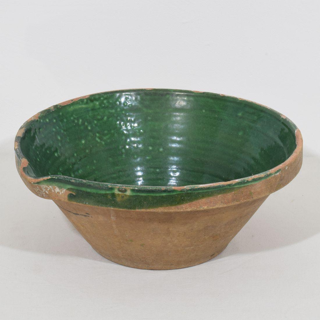 Französische grün glasierte Terrakotta-Gemüseschale oder Tian aus dem 19. Jahrhundert (Französische Provence) im Angebot