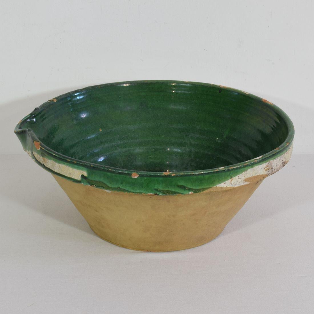Ciotola da latte o Tian in terracotta verde smaltata francese del XIX secolo In condizioni buone in vendita a Buisson, FR