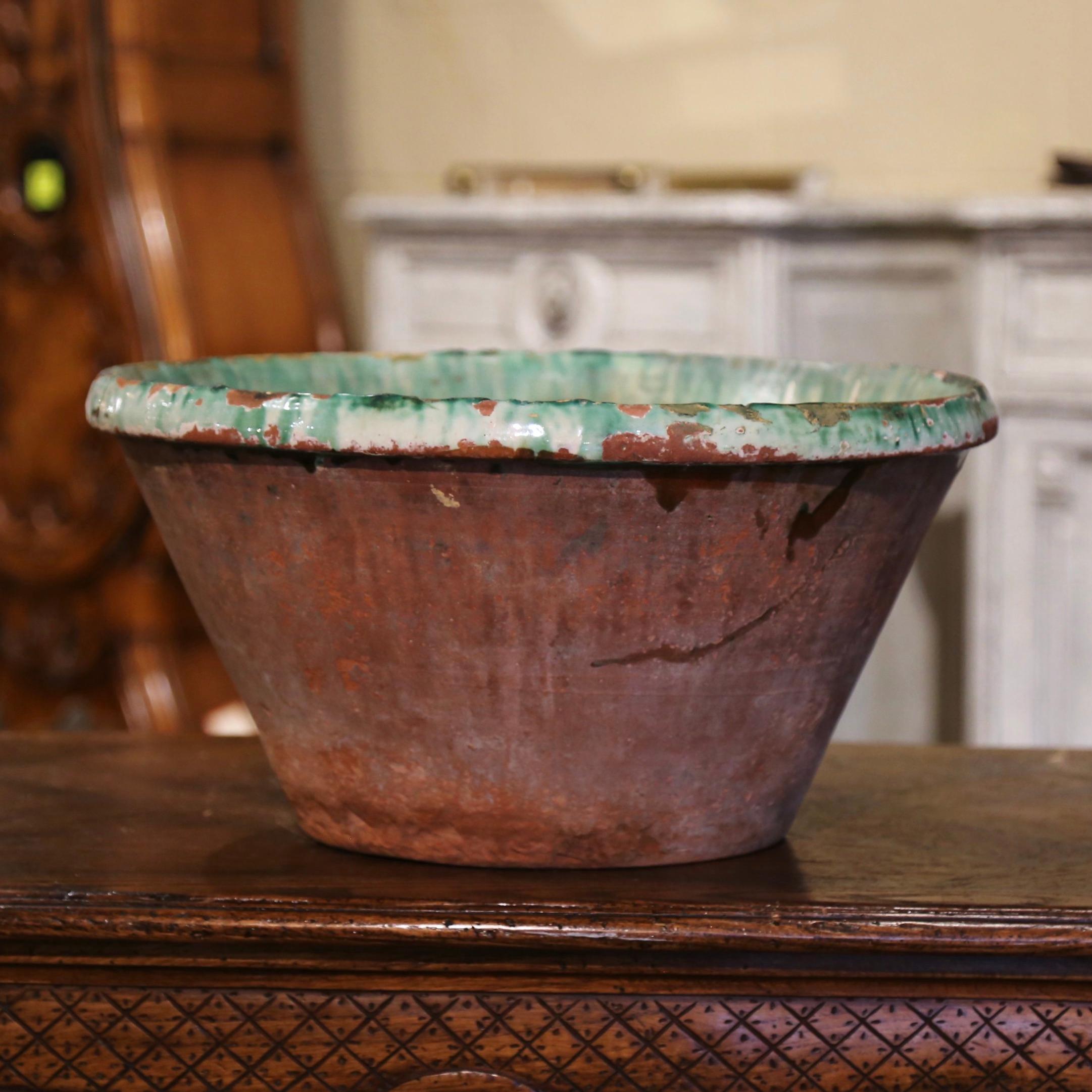 Country 19th Century French Green Glazed Terracotta Decorative Bowl from Provence For Sale