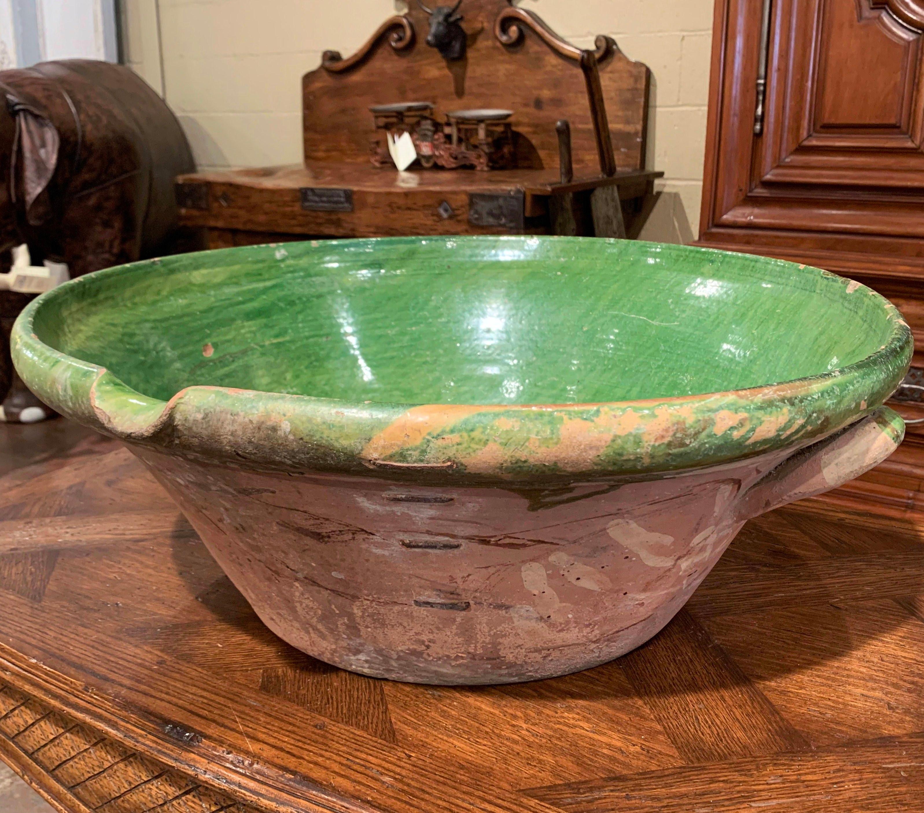 Hand-Carved 19th Century French Green Glazed Terracotta Decorative Bowl from Provence