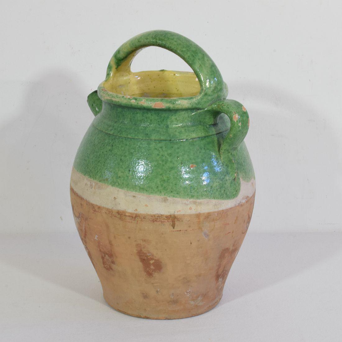 Stile provenzale Brocca in terracotta francese smaltata di colore verde del XIX secolo in vendita