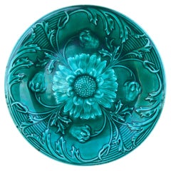 19th Century French Green Majolica Daisy Plate Saint Clement